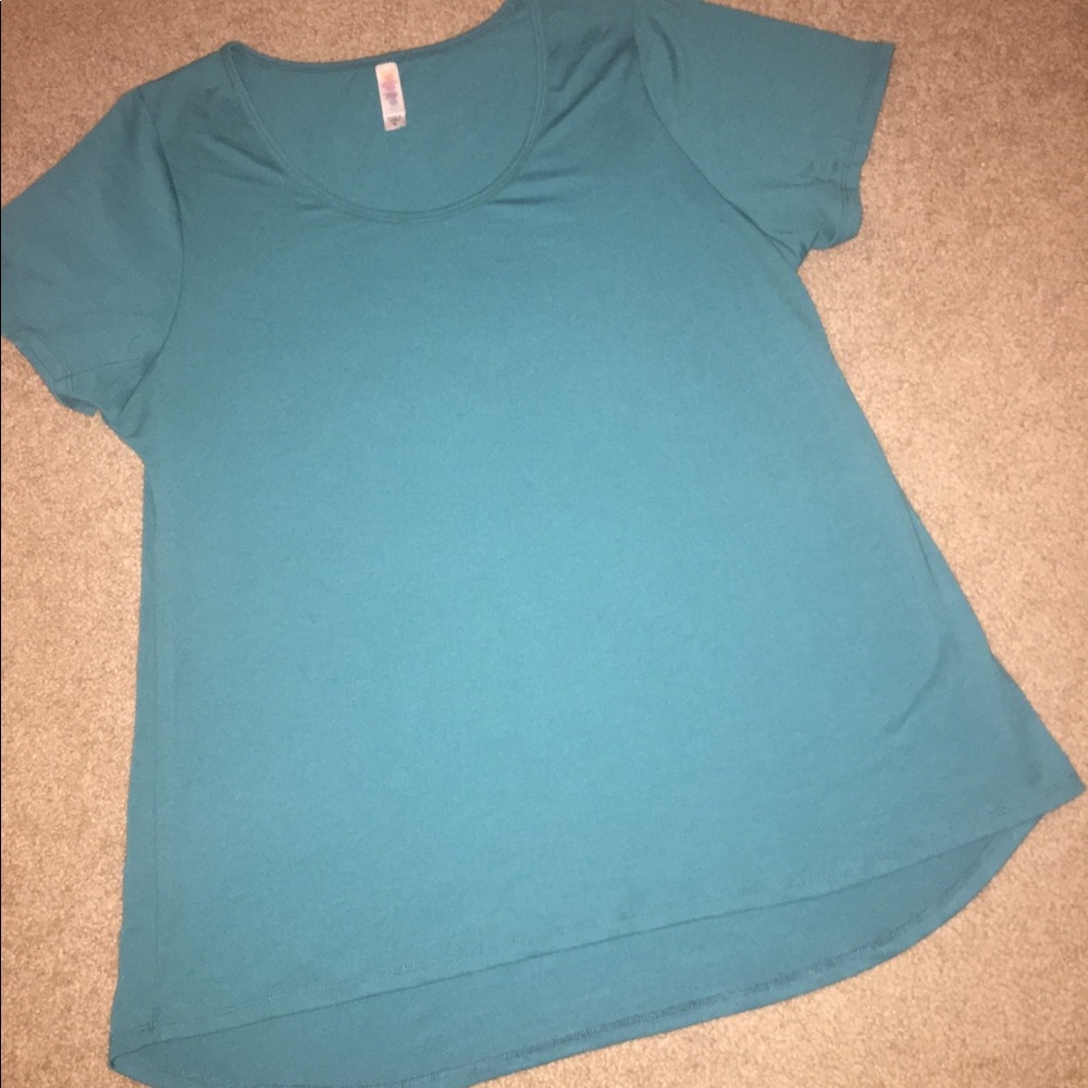 Lularoe top